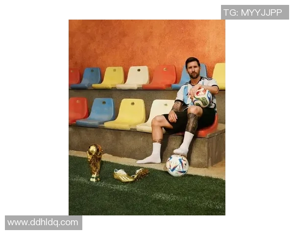 足球球星最新时尚穿搭展示，领略足坛巨星个性与潮流风采